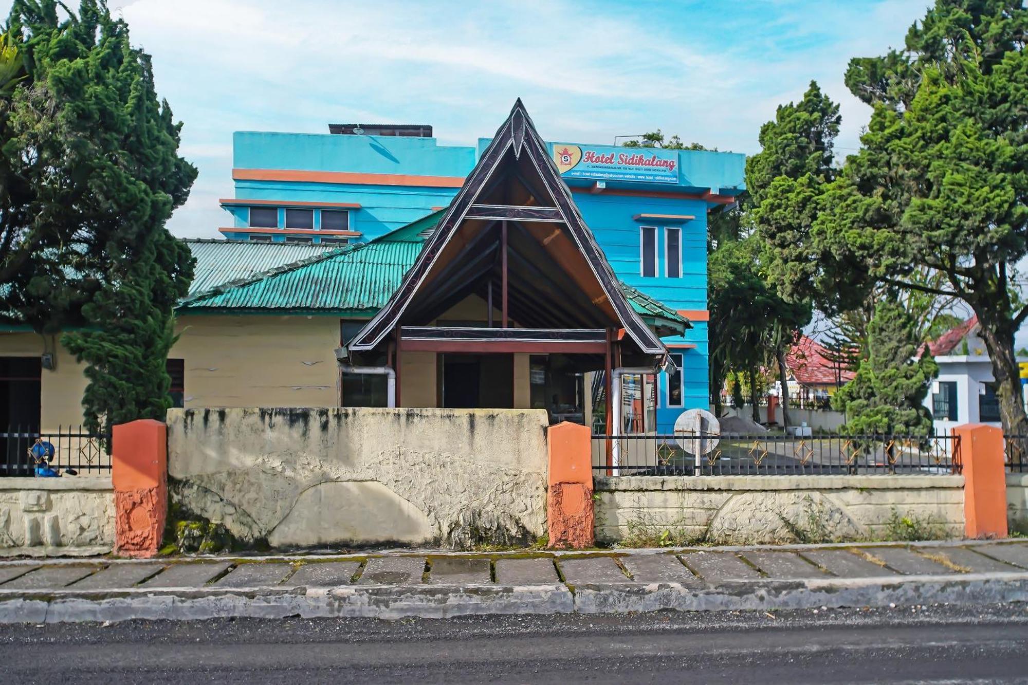 Hotel Sidikalang Exterior foto