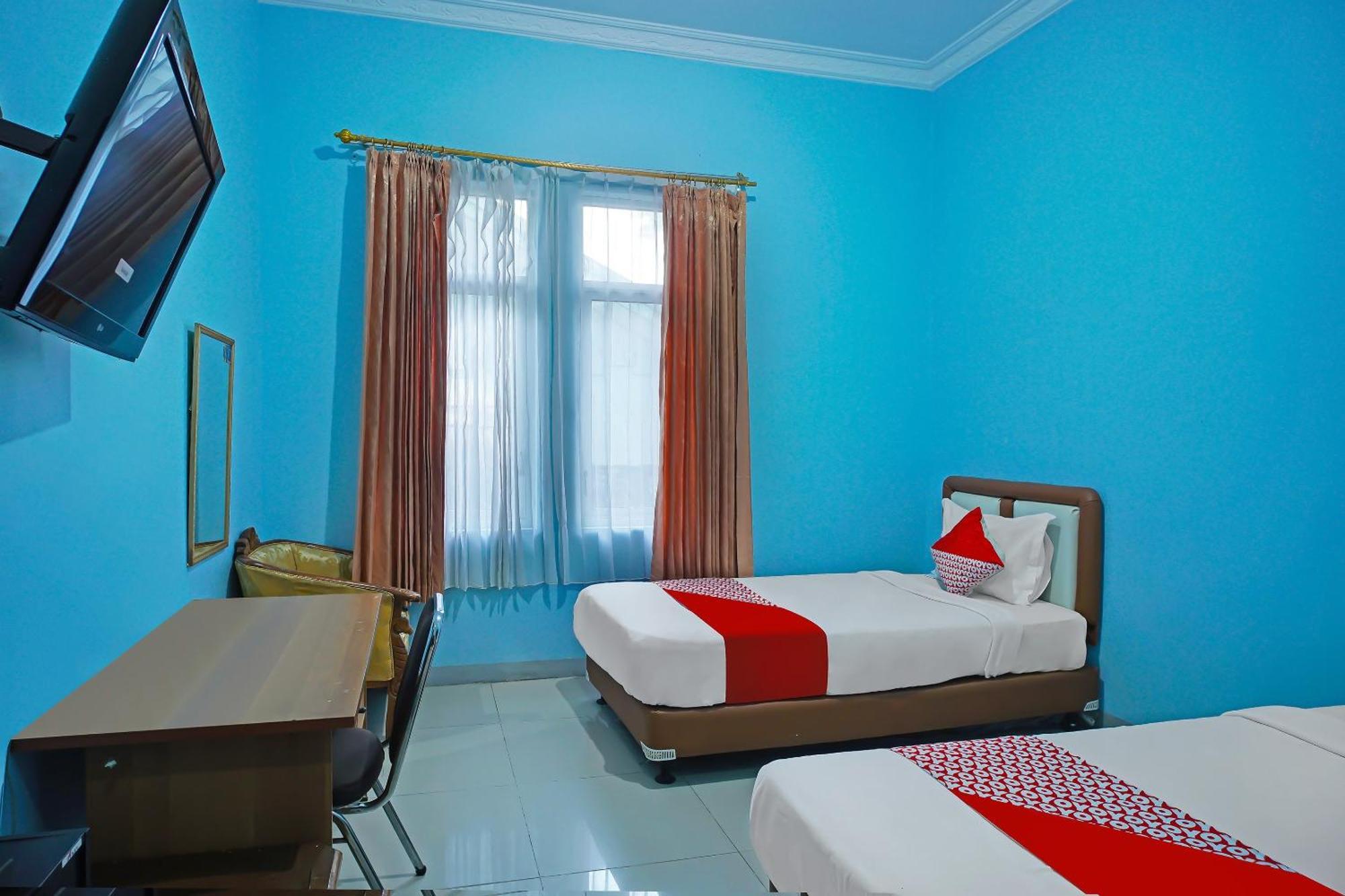 Hotel Sidikalang Exterior foto