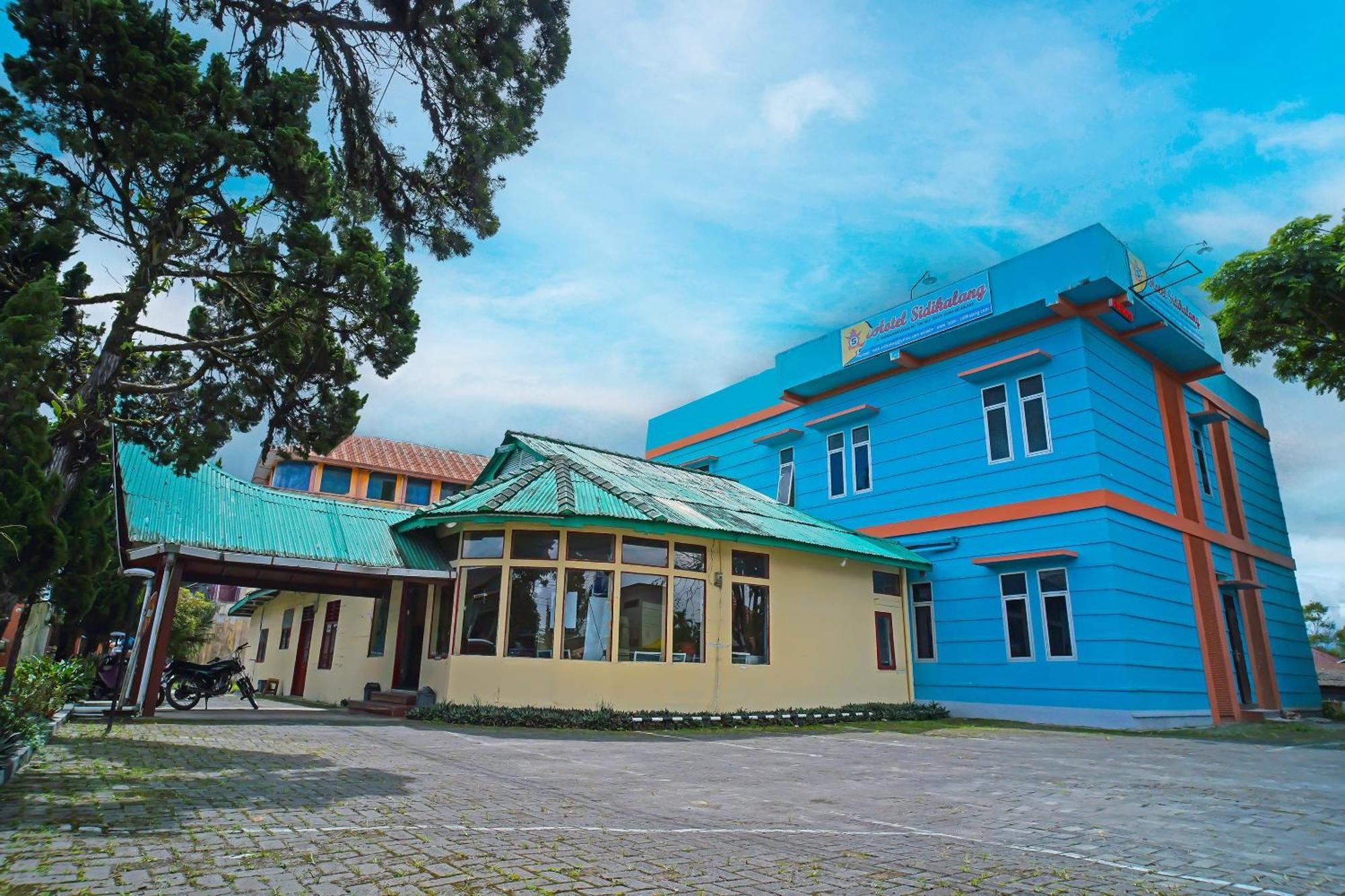Hotel Sidikalang Exterior foto