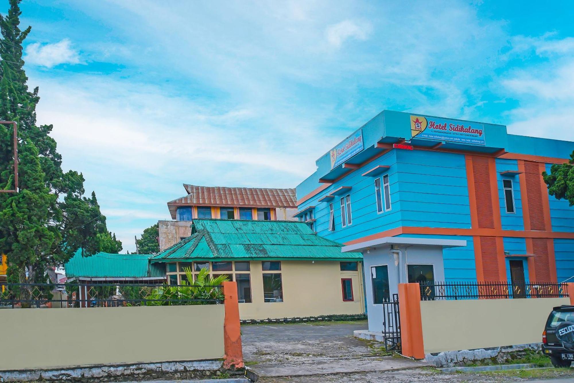 Hotel Sidikalang Exterior foto